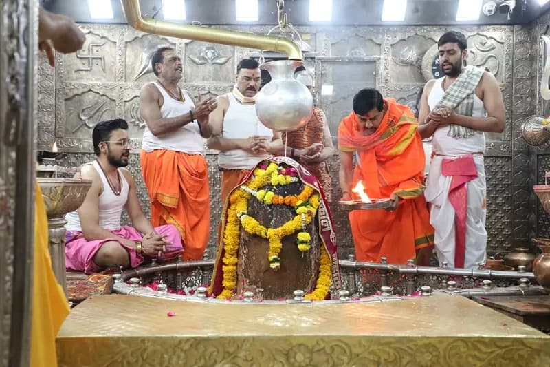 रंगपंचमी पर परंपरागत रूप से निकलने वाले ध्वज चल समारोह हमारे सांस्कृतिक गौरव का प्रतीकः मोहन यादव