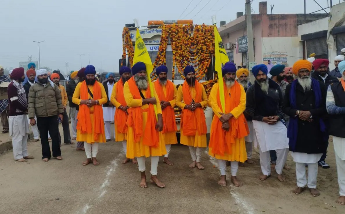 सिरसा: गुरु गोबिंद सिंह के प्रकाशोत्सव पर नगर कीर्तन निकाला