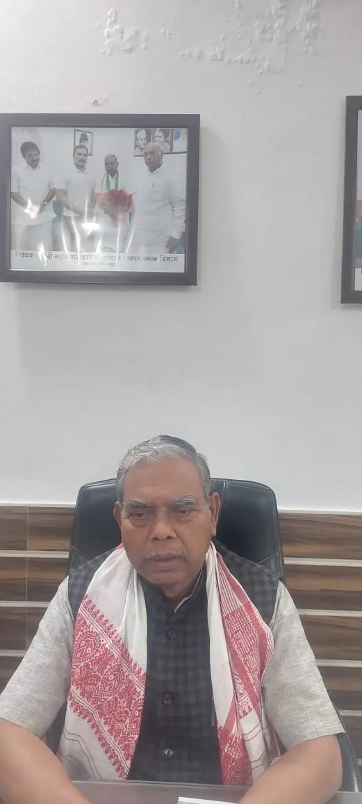 कांग्रेस प्रदेश अध्यक्ष ने तीन नेताओं को पार्टी से छह वर्षों के लिए किया निष्कासित