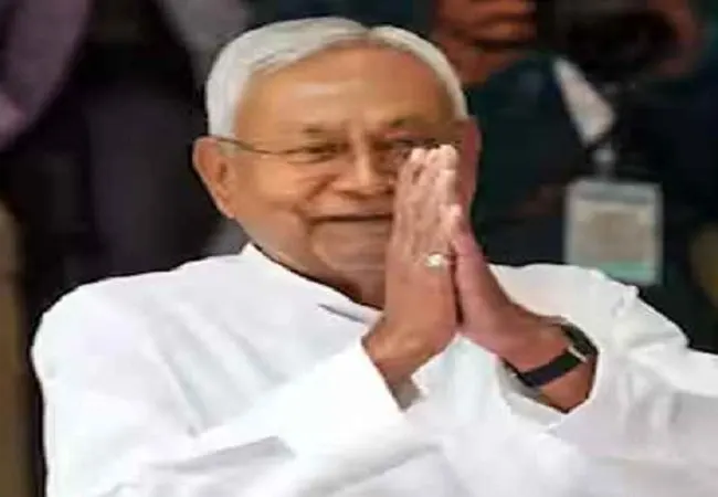 मुख्यमंत्री नीतीश आज बिहार के 1.11 करोड़ पेंशनराें काे भेजेंगे 1227.27 करोड़ रुपये