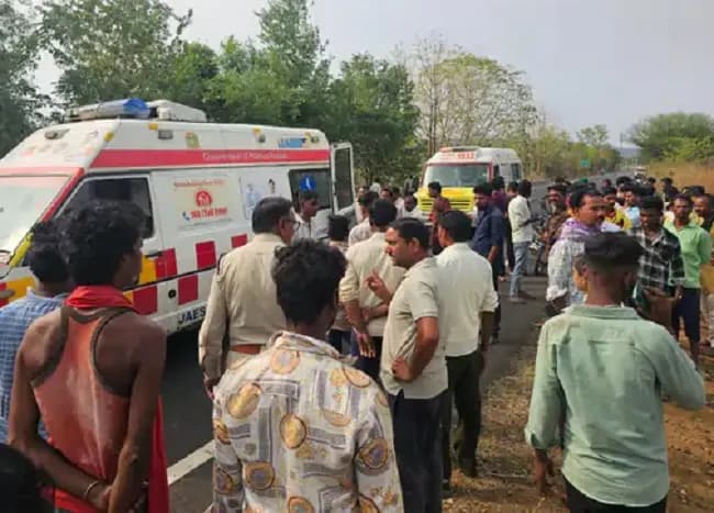 मप्र के छिंदवाड़ा जिले में बरातियों से भरी बस पलटी, दो लोगों की मौत और 29 घायल