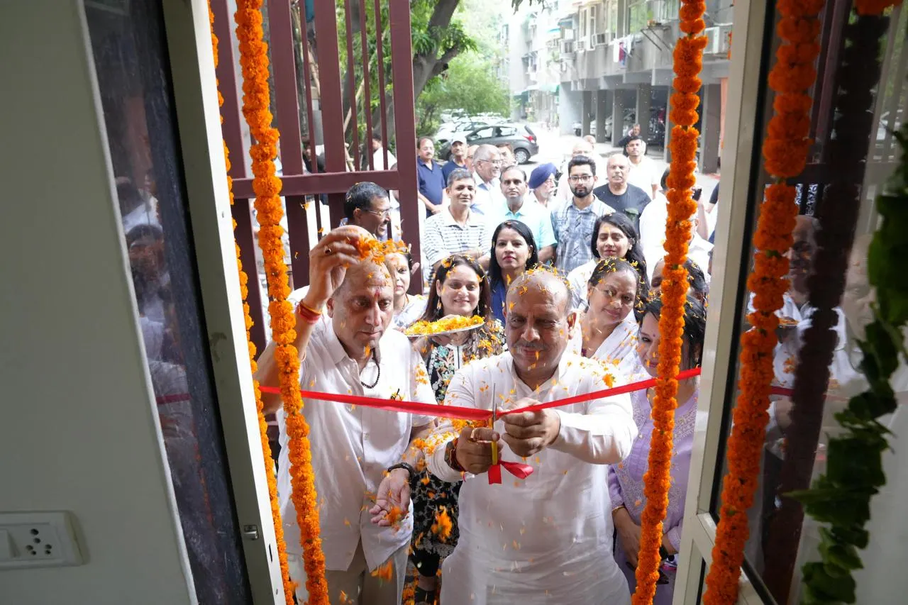 “वरिष्ठ नागरिक हमारे परिवार और समाज की नींव हैं — उनका सम्मान, सहभागिता और देखभाल सुनिश्चित करना हमारा कर्तव्य है।” —विजेंद्र गुप्ता