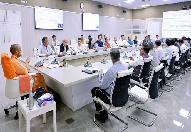 हर प्रभावित किसान व बटाईदार को त्वरित राहत, क्षतिपूर्ति में नहीं होगी देरी : मुख्यमंत्री योगी