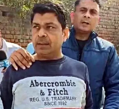 फरीदाबाद : रिश्वत लेते पटवारी व सहयोगी गिरफ्तार