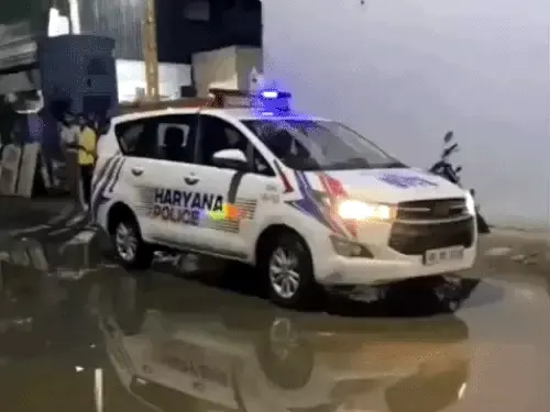 फरीदाबाद : शार्ट सर्किट से प्लाईवुड कंपनी में लगी आग, लाखों का नुकसान