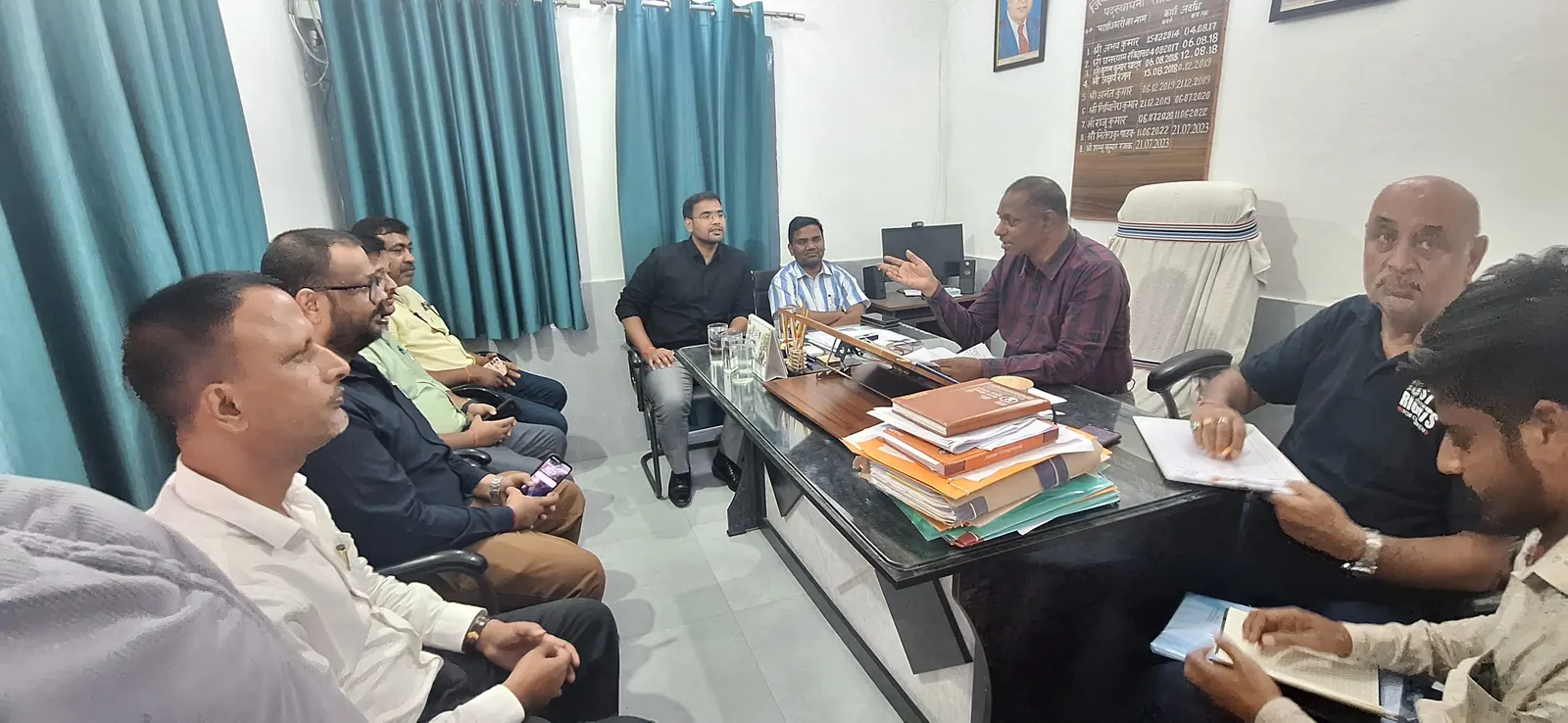 बाल श्रमिक उन्मूलन एवं किशोर श्रम निषेध को लेकर जिला टास्क फोर्स की बैठक