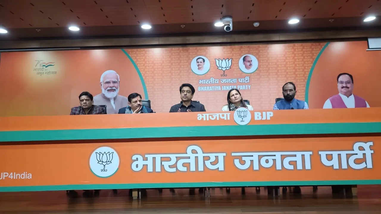 केजरीवाल पर भाजपा का पलटवार, कहा-जाटों के नाम पर आआपा कर रही भ्रम की राजनीति