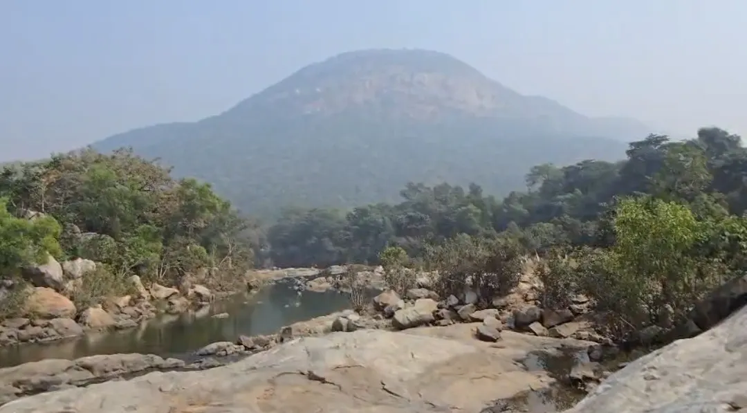 स्वर्ग जैसा खूबसूरत है पोटका का पहाड़ भांगा, हो रही अनदेखी