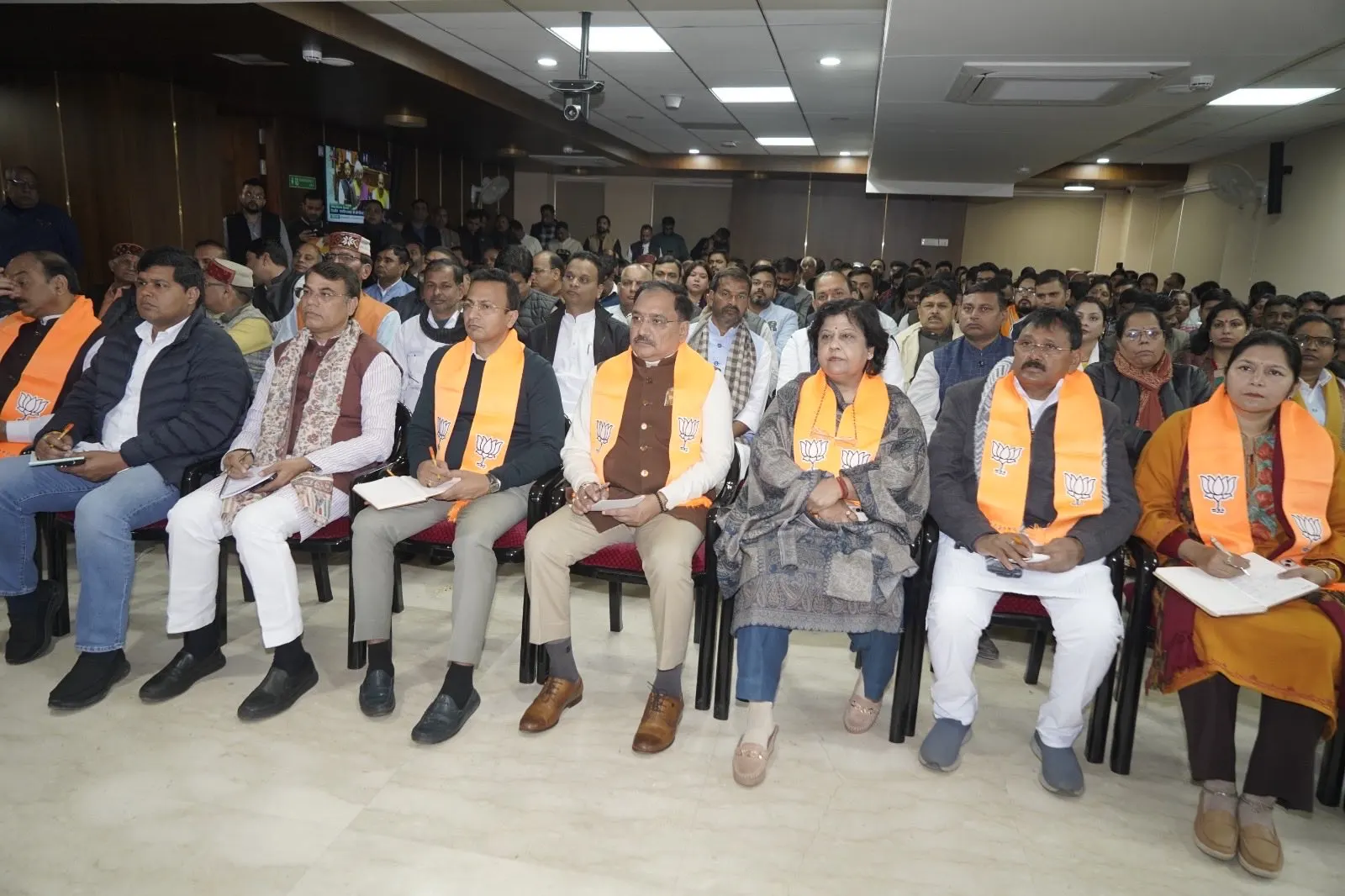 बजट- युवा भारत को नई उड़ान देगा यह बजट : वीरेंद्र सचदेवा