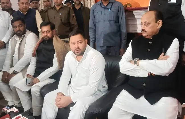 मुख्यमंत्री राज्य की जनता से मिलने के लिए 250 करोड़ खर्च कर रहे, उन्हें इसका हिसाब देना चाहिए : तेजस्वी यादव