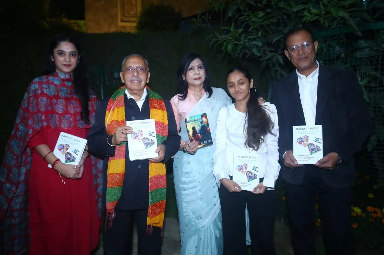 रेडियंट ह्यूज़: द आर्टिस्ट्री ऑफ़ कलर्ड जेम्स इन ज्वेलरी पुस्तक का हुआ विमोचन