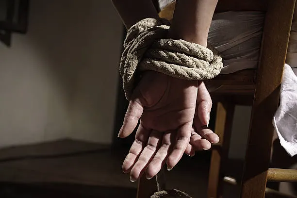 नाबालिग प्रेमी युगल को यूपी पुलिस रिमांड पर ले गई अपने साथ