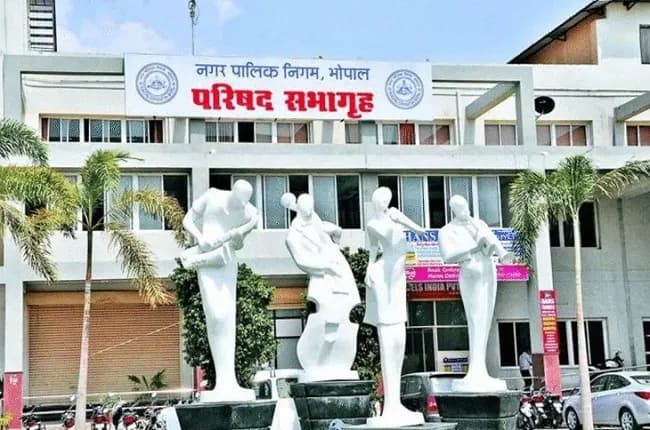 भोपालः नगर निगम परिषद का साधारण सम्मिलन आज, गंदे पानी के मुद्दे पर हंगामे के आसार