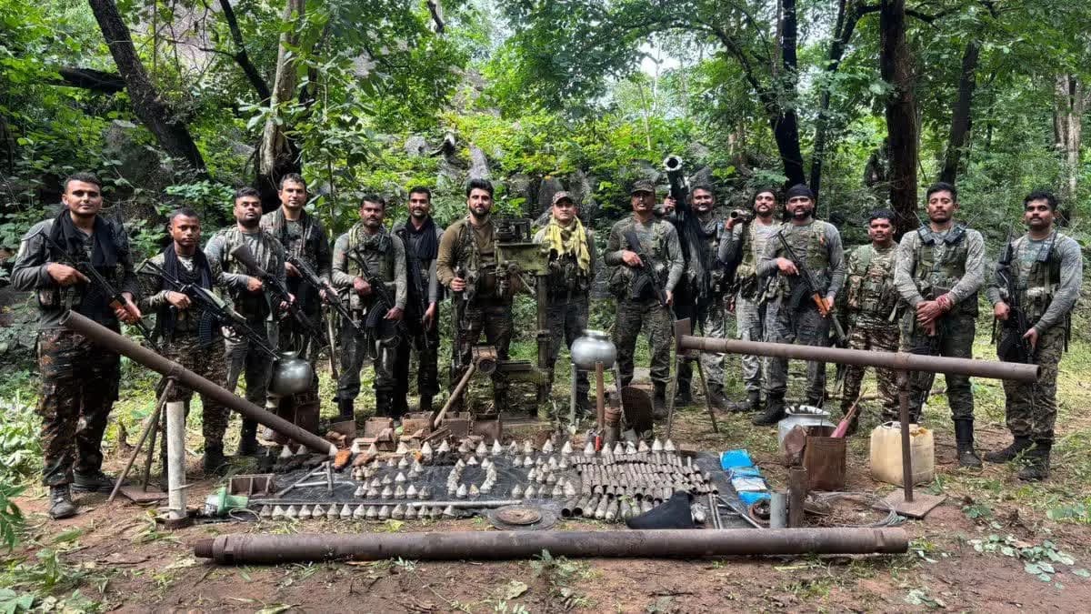 छत्तीसगढ़ के सुकमा में सुरक्षाबलों ने नक्सलियों की हथियार फैक्टरी को किया ध्वस्त