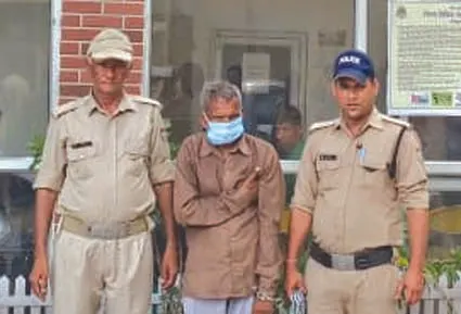 बेटे की मौत का बदला लेने के लिए चाकू से गोदकर की थी हत्या, गिरफ्तार