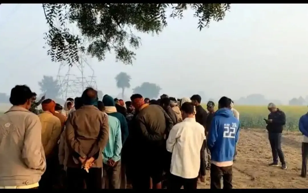 नीम के पेड़ से लटका मिला युवक का शव