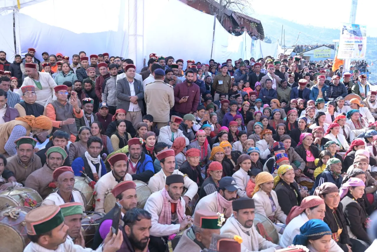 सीएम धामी ने सांकरी में किया केदारकांठा विंटर टूरिज्म महोत्सव का शुभारंभ
