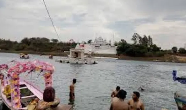 जबलपुरः मकर सक्रांति पर नर्मदा के घाटों पर नौका संचालन प्रतिबंधित