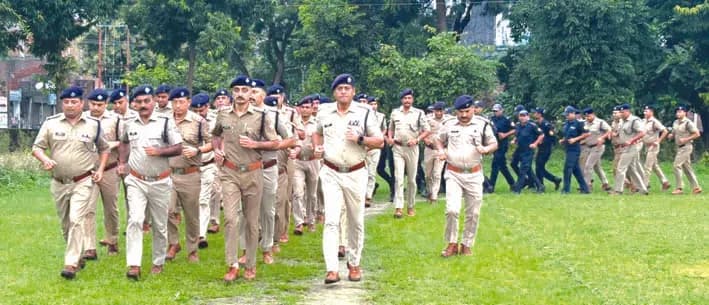 एसएसपी ने ली जवानों की परेड, फिटनेस और अनुशासन पर दिया जोर