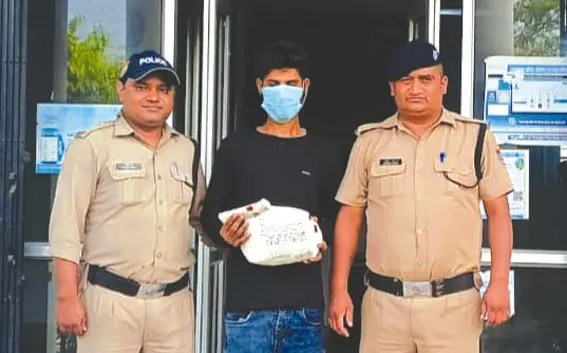 दोस्त की चाकू से गोदकर हत्या करने वाला गिरफ्तार