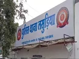 इंदौर में कार के अंदर पुजारी का शव मिलने से सनसनी, सिर में गोली का घाव, मौके से पिस्टल बरामद