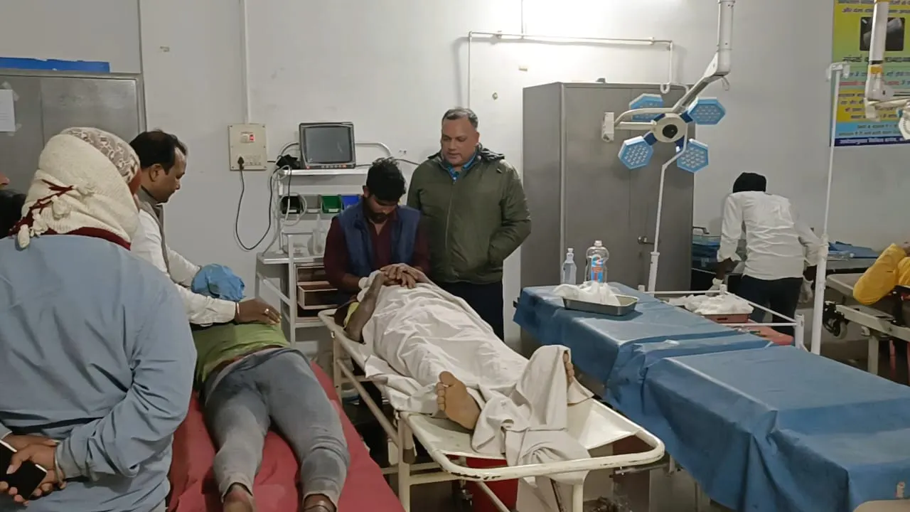 कोडरमा में दो अलग-अलग सड़क हादसे में दो युवकों की मौत, पांच लोग घायल