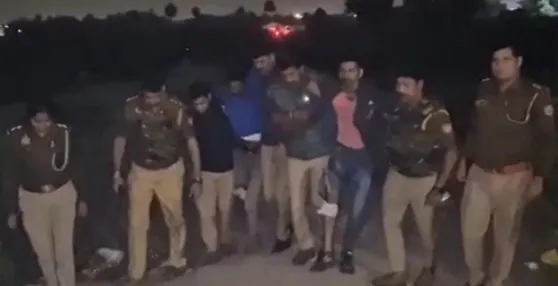 झांसी में दो हत्यारोपित पुलिस मुठभेड़ में घायल, गिरफ्तार