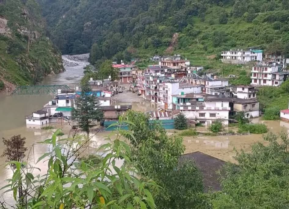 उत्तराखंडः झील में डूबा यमुनोत्री का पड़ाव स्यानाचट्टी, निचले इलाकों को खतरा