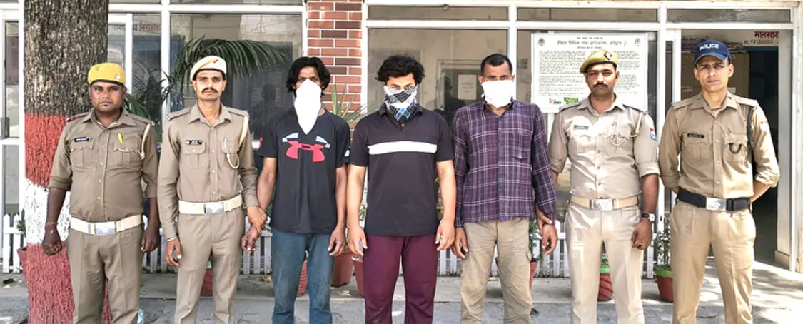 गोकशी गैंग पर बड़ी कार्रवाई, गैंगस्टर एक्ट में तीन गिरफ्तार