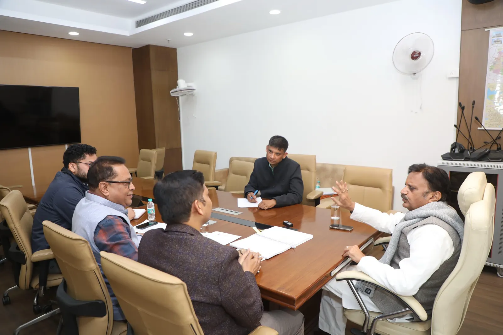 उप मुख्यमंत्री शुक्ल ने रीवा बायपास निर्माण कार्य की प्रगति की समीक्षा की