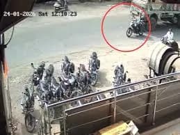 बैतूल में तेज रफ्तार ट्रक की टक्कर से मां की मौत, सात माह का मासूम सुरक्षित