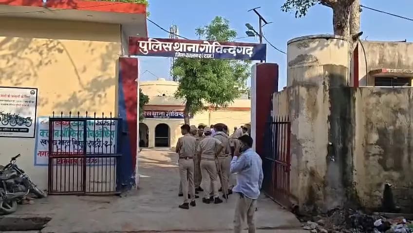 बुलेट के साइलेंसर से तेज आवाज करने से रोकना पुलिस को पड़ा भारी, अलवर में थाने पर पथराव