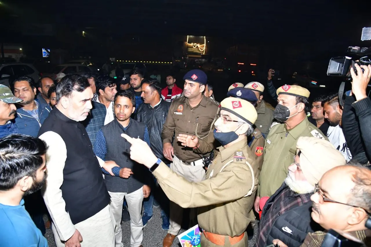 पर्यावरण मंत्री ने देर रात सिंघु बॉर्डर पर जाकर ग्रेप 4 के कार्यान्वयन का निरीक्षण किया