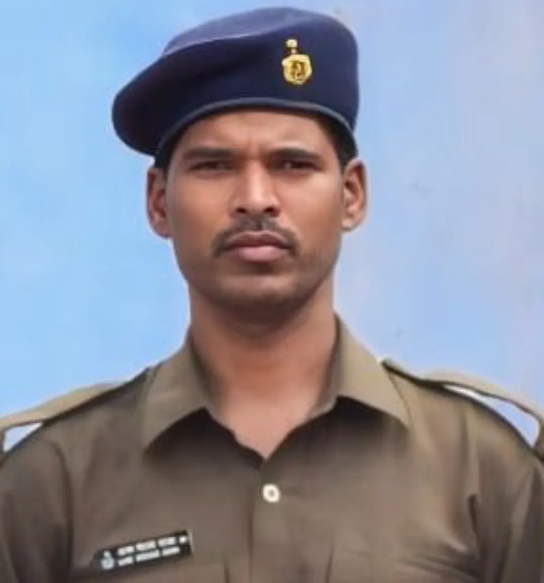 पश्चिमी सिंहभूम में सर्विस राइफल साफ करते समय गोली लगने से पुलिस जवान की मौत