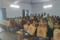 गुड टच-बैड टच से हेल्पलाइन तक, छात्राओं को किया गया जागरूक