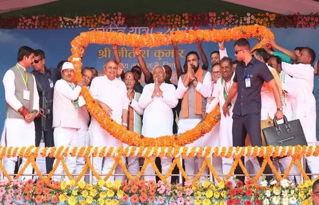बिहार की राजनीति के शिखर पुरुष नीतीश कुमार का सफरनामा