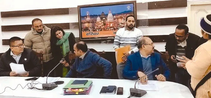 जनसुनवाई कार्यक्रम में दर्ज हुई 102 शिकायतें, 48 का निस्तारित