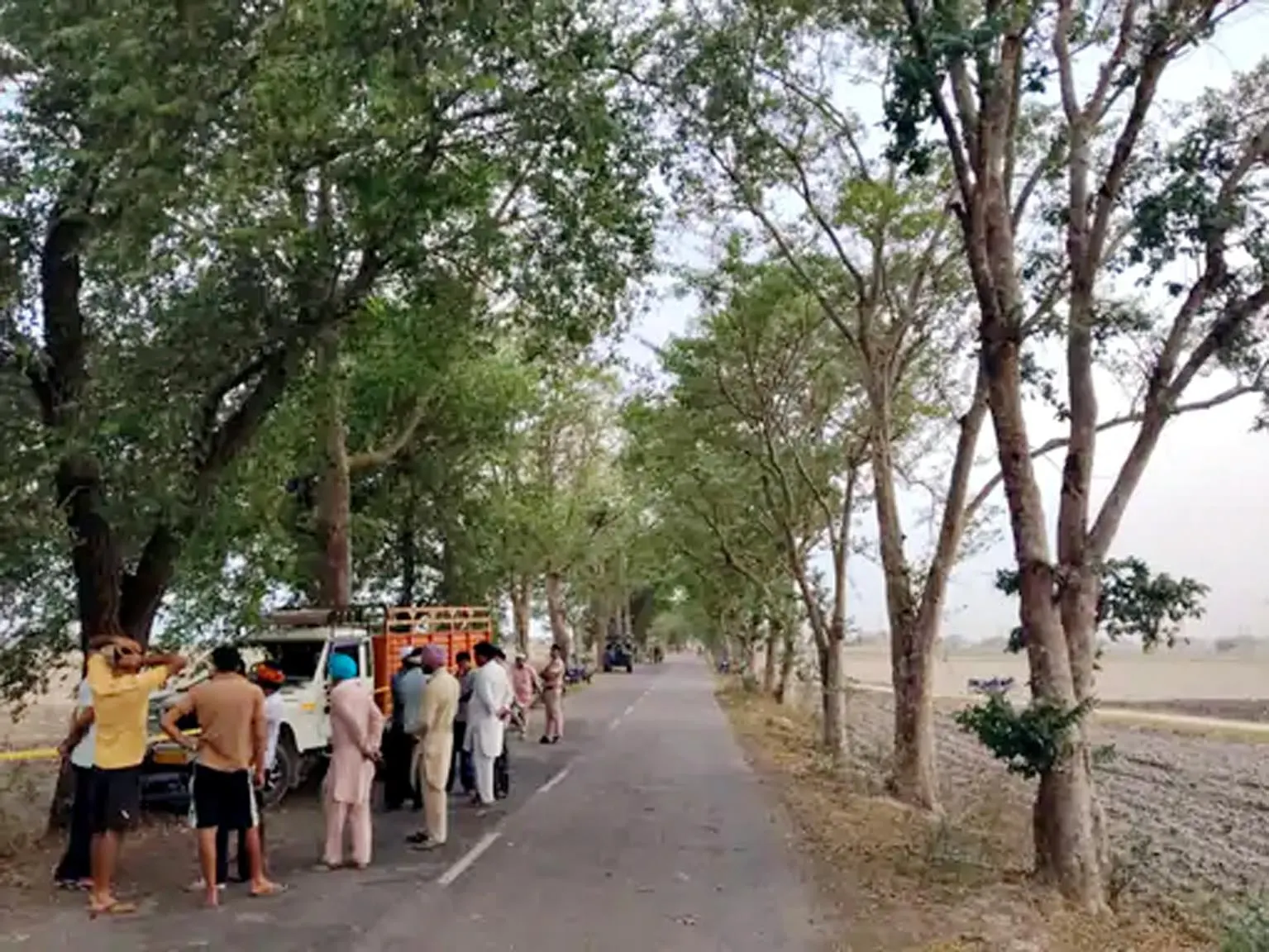 रतिया में भीषण सडक़ हादसा, पिकअप की टक्कर से दो सगे भाइयों की मौत