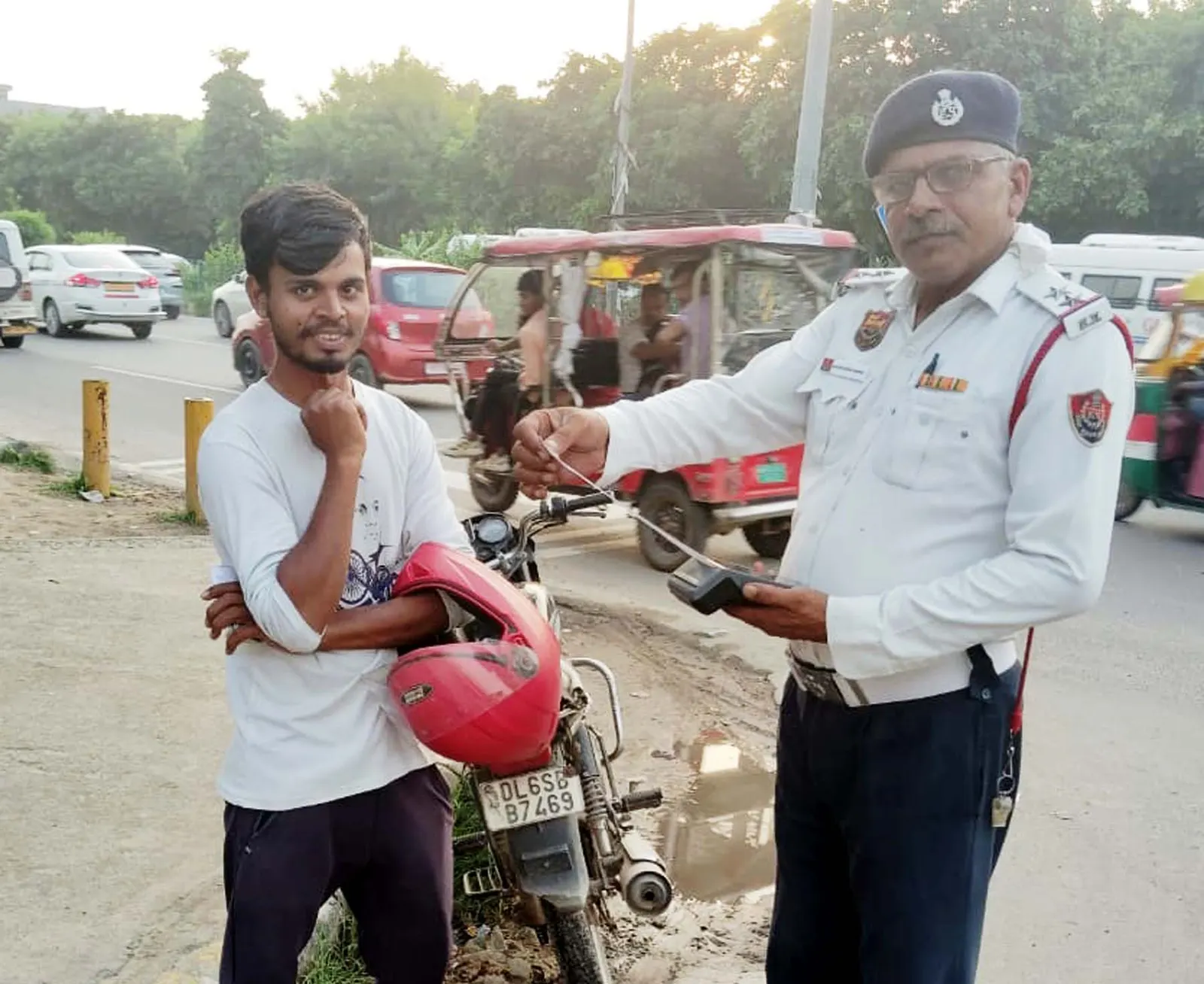गुरुग्राम: वाहन जब्त करके भी चालान की रकम नहीं वसूल पा रही पुलिस