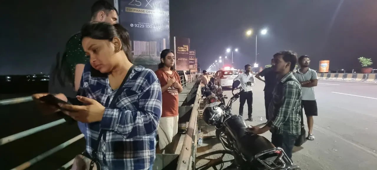 यमुना पुल से कूदा युवक, एनडीआरएफ की टीम कर रही तलाश