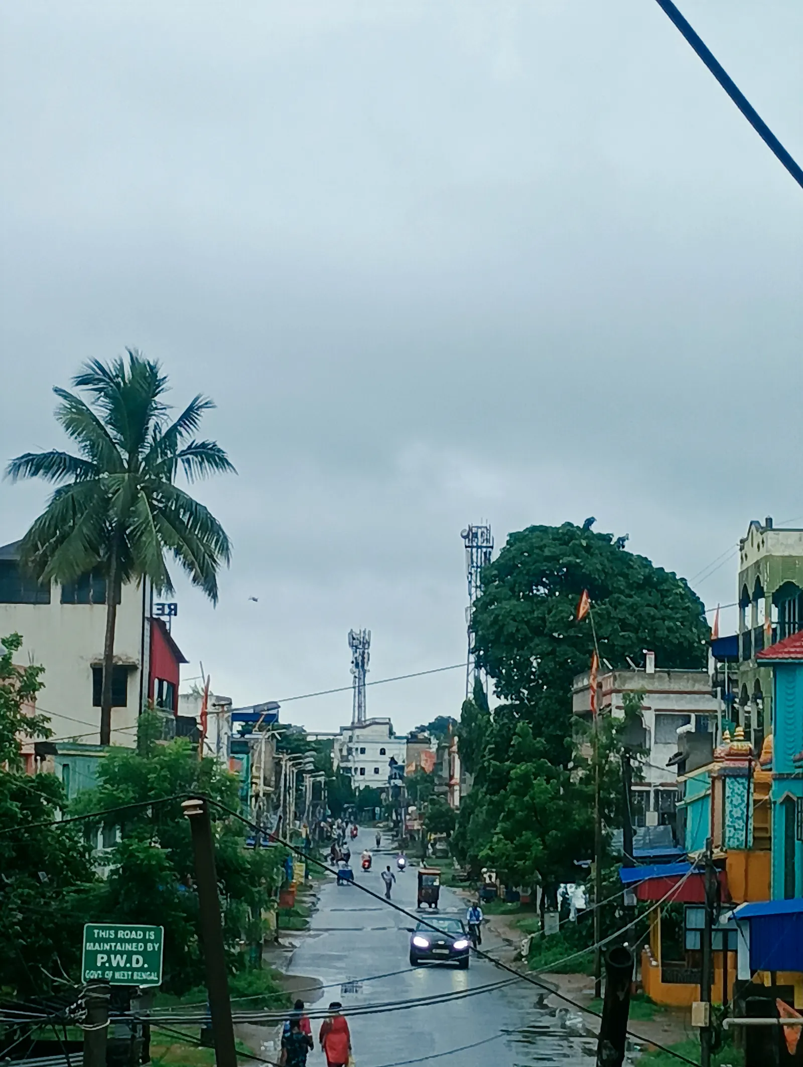 बंगाल में मौसम का कहर, भारी वर्षा और आकाशीय बिजली को लेकर अलर्ट जारी