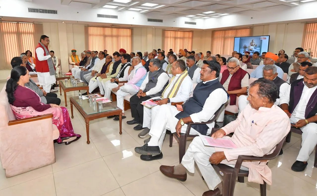 मुख्यमंत्री भजनलाल शर्मा ने भाजपा विधायक दल की बैठक को संबोधित किया