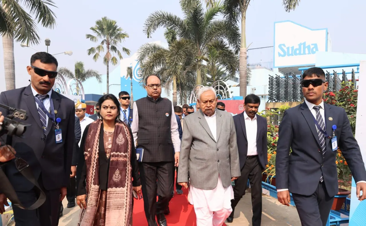 मुख्यमंत्री नीतीश कुमार ने पटना डेयरी परियोजना का किया निरीक्षण, विस्तार के दिए निर्देश