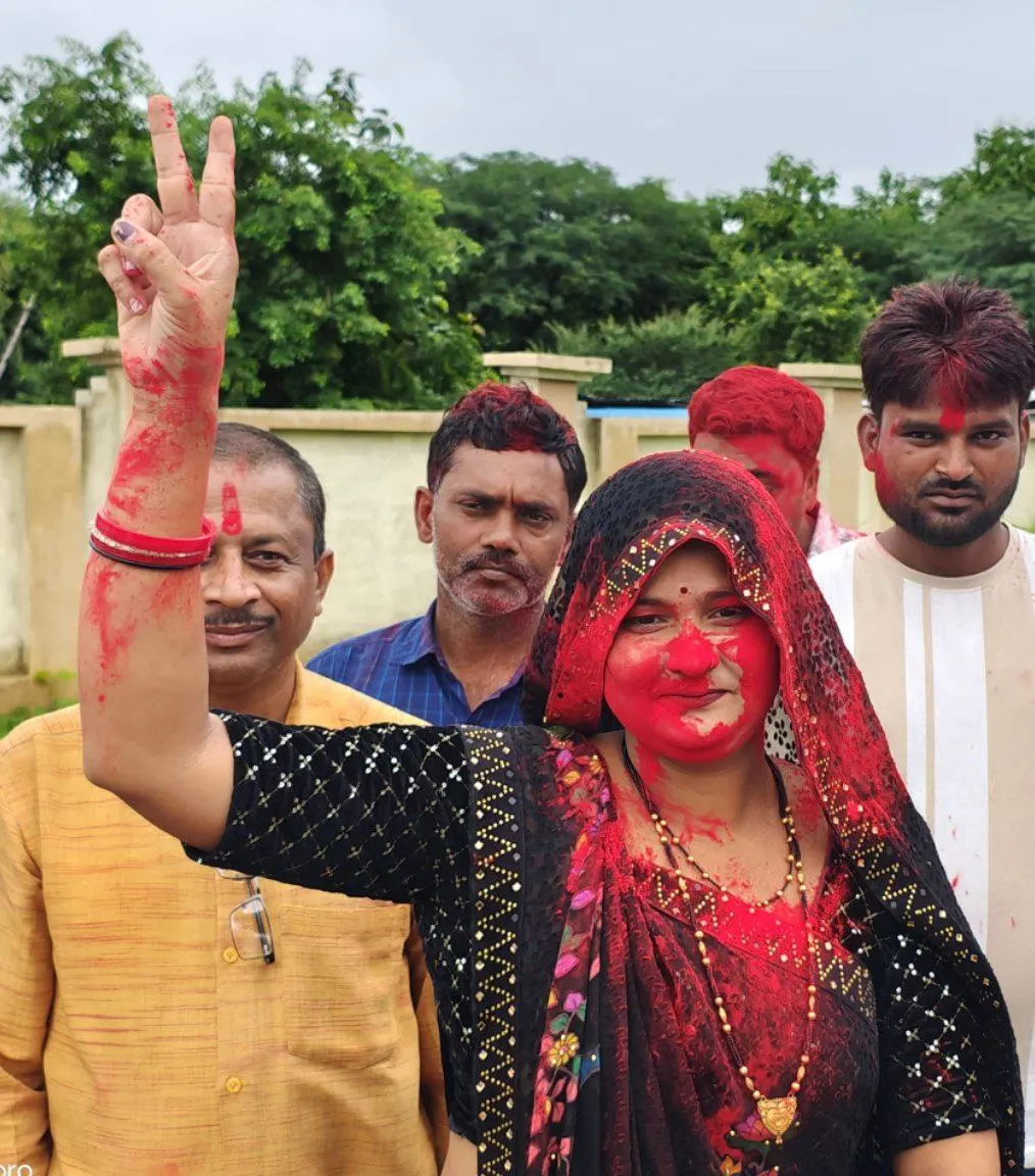दमोह: पेपर लेस निर्वाचन निशा कुर्मी 434 मतों से निर्वाचित