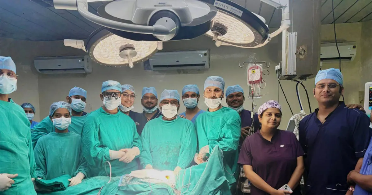 छाती के दुर्लभ कैंसर का छत्तीसगढ़ के अम्बेडकर अस्पताल में सफल ऑपरेशन