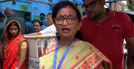 दूसरे चरण की वोटिंग में टीएमसी नेता सक्रिय, चंद्रिमा भट्टाचार्य ने दिया संदेश