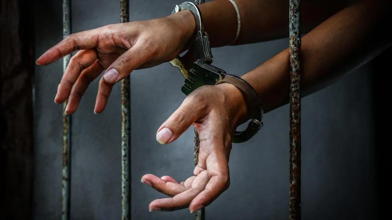 शिमला के कुपवी में घर से पकड़ी साढ़े सात किलो चरस