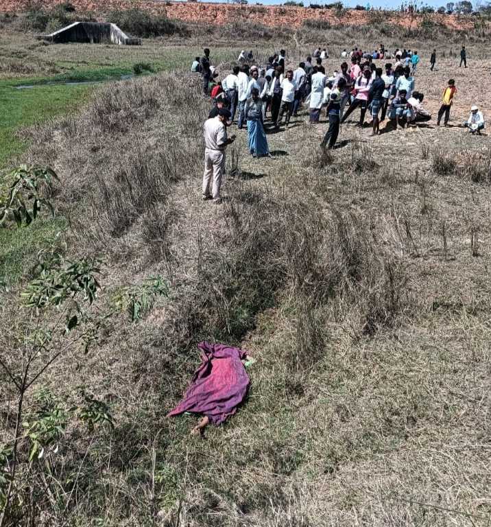 लोहरदगा के भंडरा के बंडा गांव में युवती की हत्या