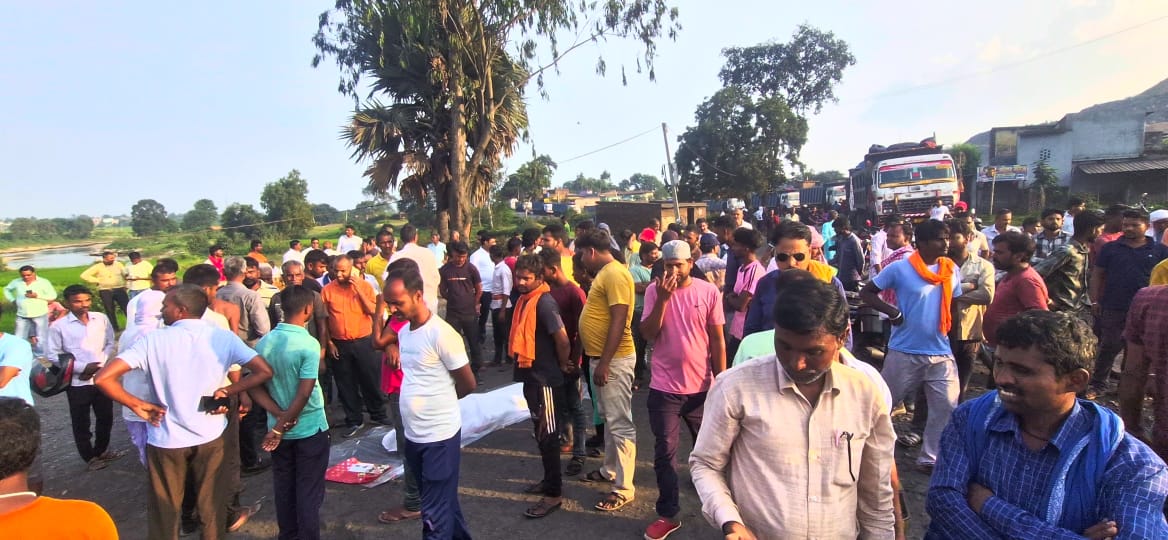 कोल वाहन की चपेट में आने से युवक की मौत