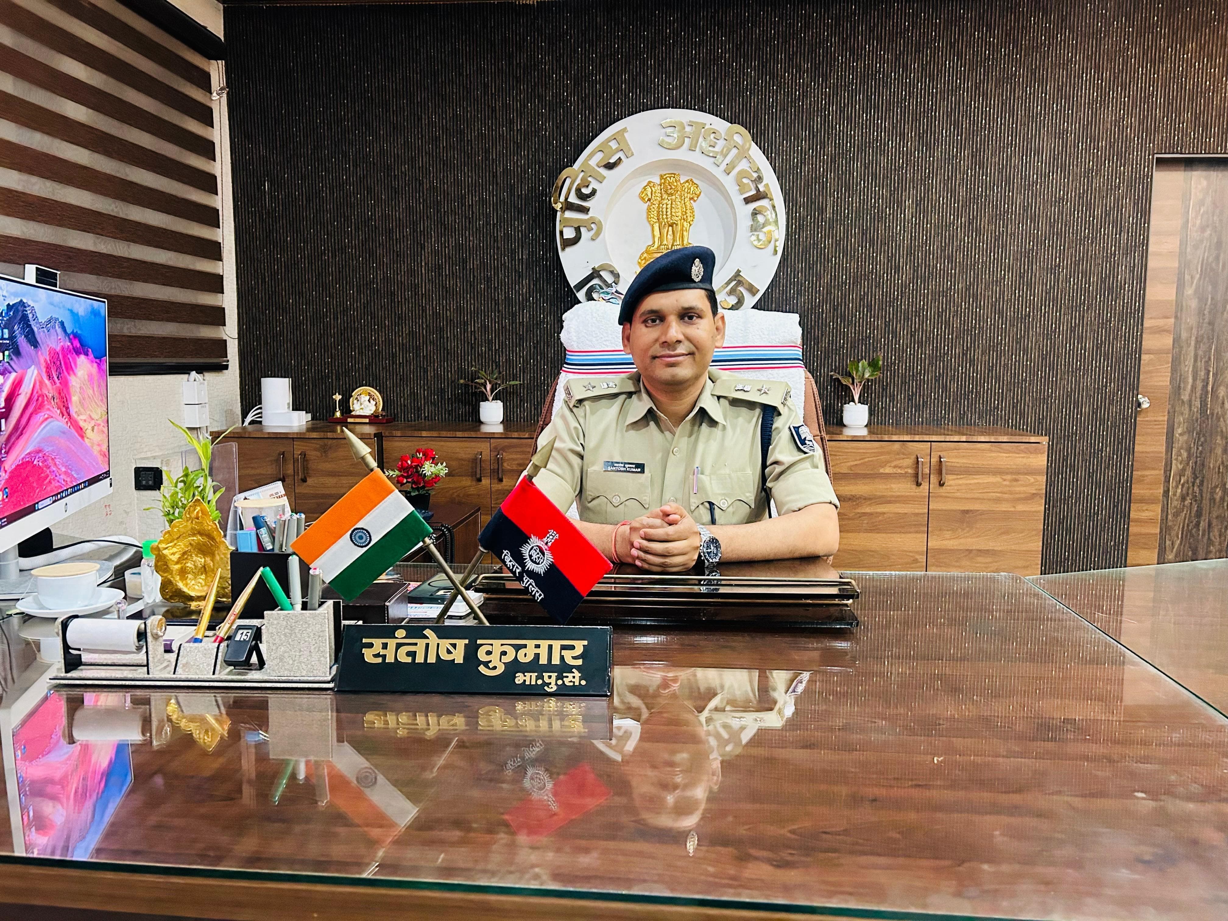 किशनगंज पुलिस का विशेष अभियान जारी, एक सप्ताह में 54 गिरफ्तार, 1.90 करोड़ की स्मैक बरामद